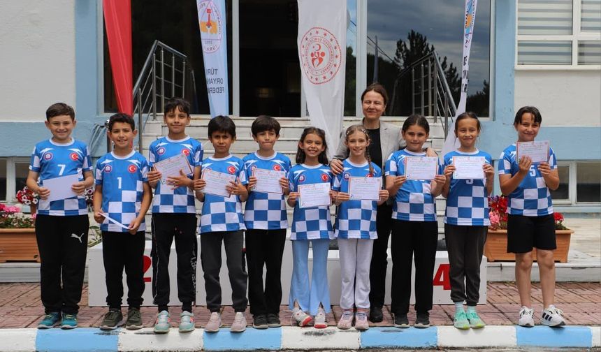 Demirci'de bilim şenliği ve sportif faaliyetlere bu hafta yoğun olarak devam etti