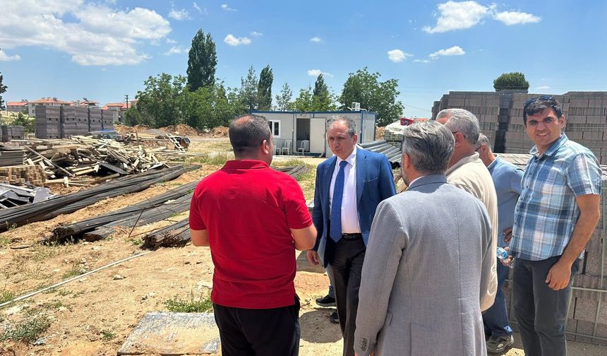 AK Parti Uşak Milletvekili İsmail Güneş, Eşme'ye bir ziyaret programı düzenledi