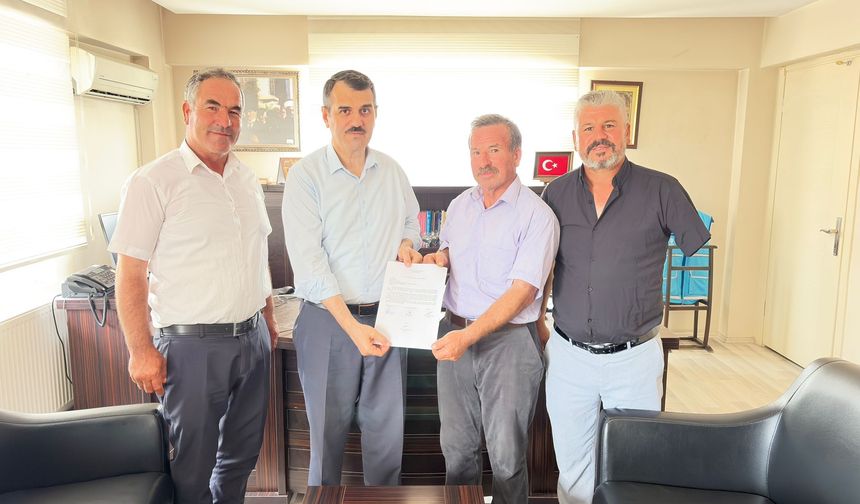 Selendi'de vatandaş ve esnaf desteğiyle yapılan Aloşlar Camii, Müftülüğe geçti