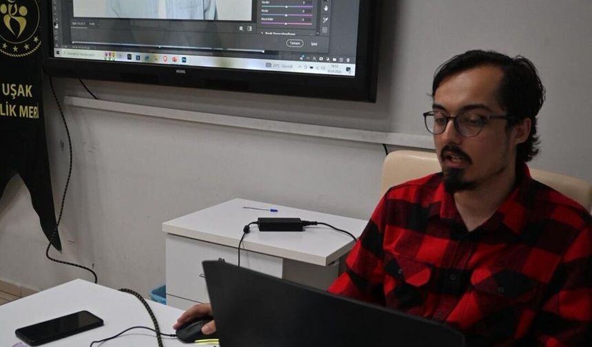 Uşak Üniversitesi İletişim Fakültesi öğrencileri, fotoğraf düzenleme ve video çekimi eğitimleri verdi