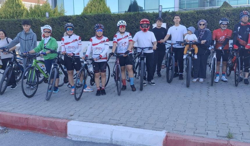 Uşak’ta bisiklet pedalları sağlık için çevrildi!