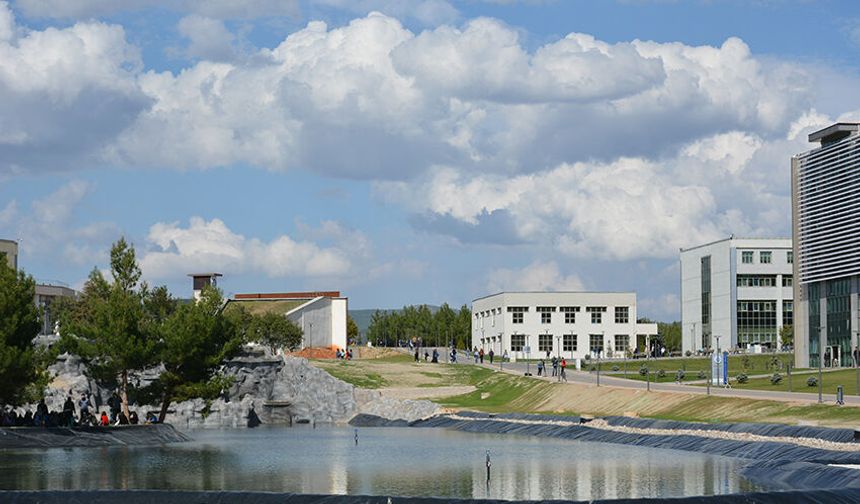 Uşak Üniversitesi, kentin bilimsel ve entelektüel gücü