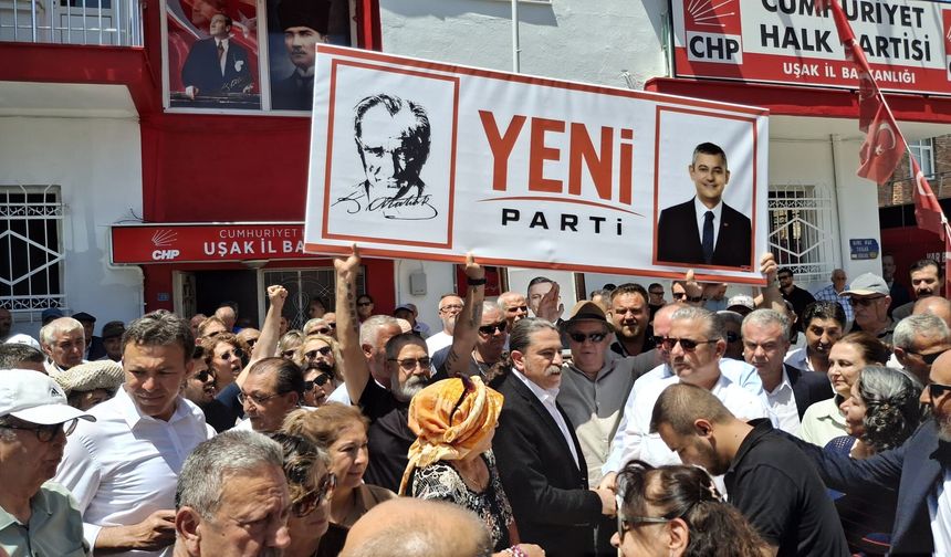 Özel'e yakınlığıyla bilinen ve parası olanlar, Uşak'ta kurucu il başkanlığı için koşturuyor