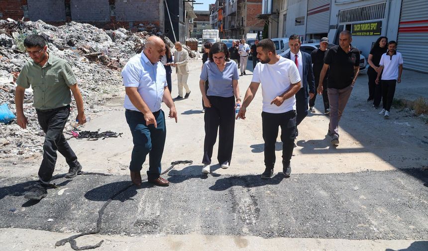Uşak Belediye Başkanvekili Hatice Terekeci Özkan, Çanlı Sanayi Sitesi esnafıyla bir araya geldi
