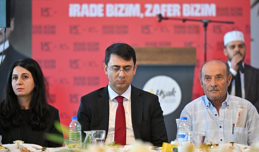 Uşak Valisi Serdar Kartal: FETÖ yıllarca devletin kurumlarına sızdı