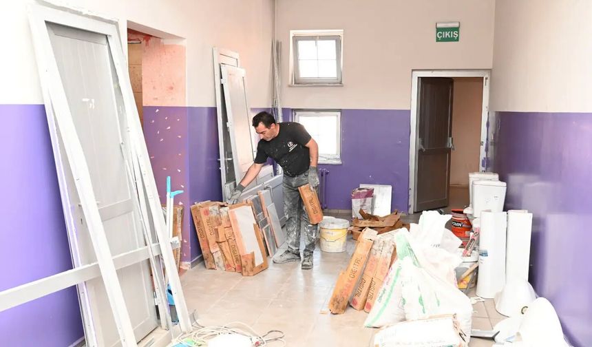 Uşak’ta okullar yeni eğitim dönemi öncesi bakıma alındı
