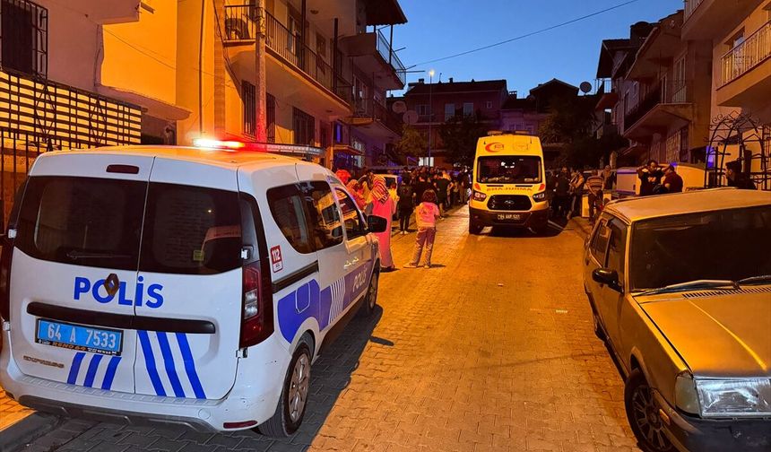 Uşak'ta dut toplamak için çıktığı çatıdan düşen Ahmet Çalkan hayatını kaybetti