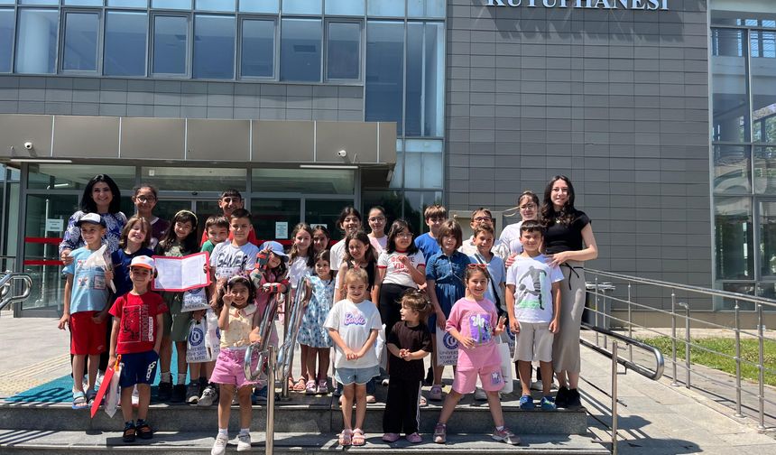 Uşak Üniversitesi'nde çocukları kitap okumaya teşvik edici programlar yapıldı