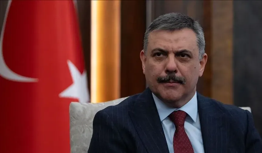 Uşak Valisi Serdar Kartal, İçişleri Bakanı Mustafa Çiftçiyi makamında ziyaret etti