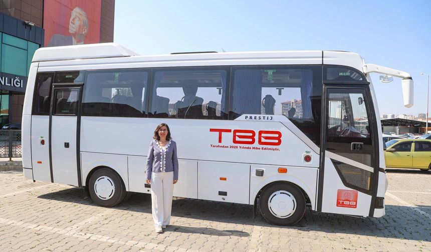 TBB, Uşak Belediyesi'ne 1 midibüs hibe etti