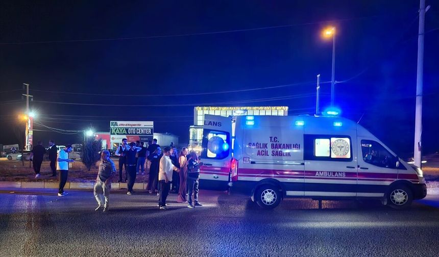 Sandıklı otogarı kavşağında kazası: 1 kişi hayatını kaybetti