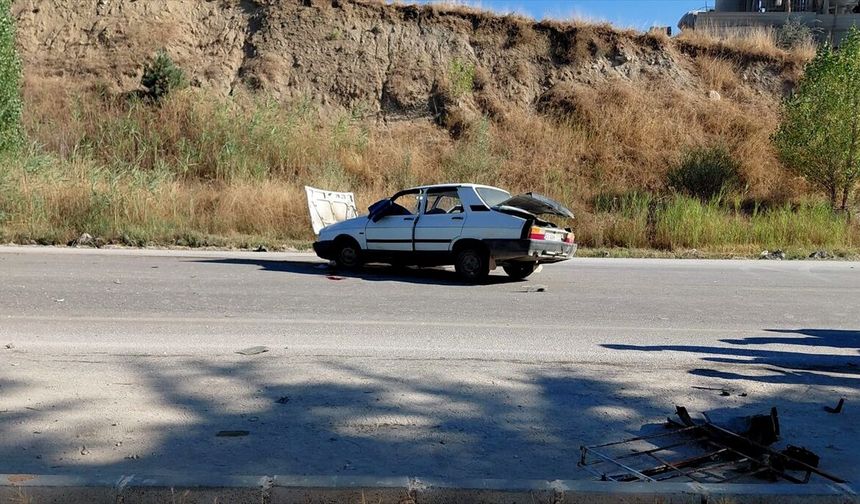Simav ve Gediz yolunda kaza!  1 kişi hayatını kaybetti