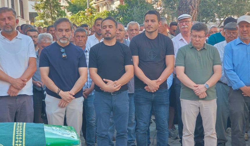 AK Parti Uşak İl Teşkilatı'ndan Asım Karabulut ve Mesut Apaydın'ın babası bugün son yolculuğuna uğurlanacak!