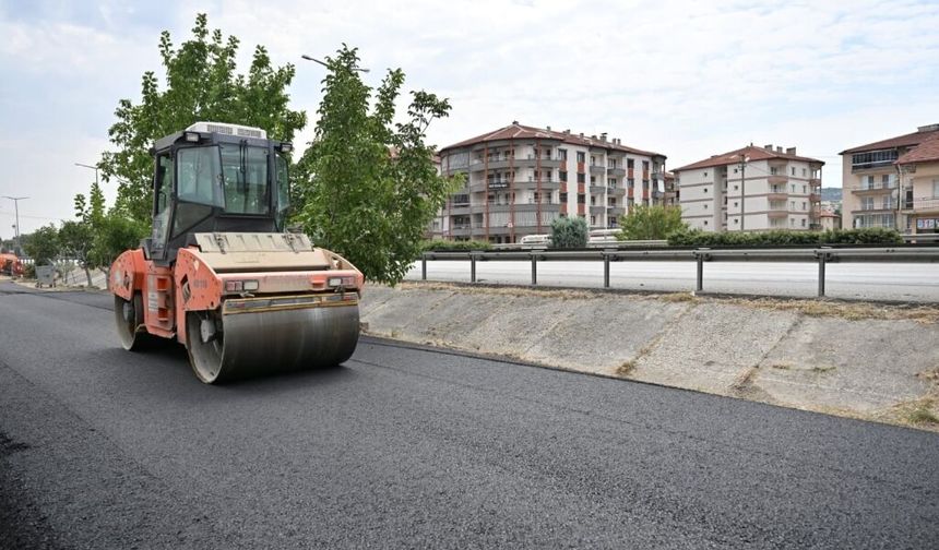 İzmir ve Uşak yolu üzerindeki Kula yan yolu asfaltlandı! Yol tekrar araç trafiğine açıldı!