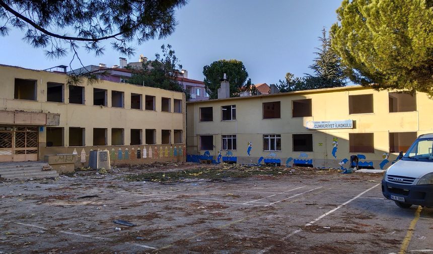 Uşak'ta olası bir depreme karşı çalışmalar sürüyor