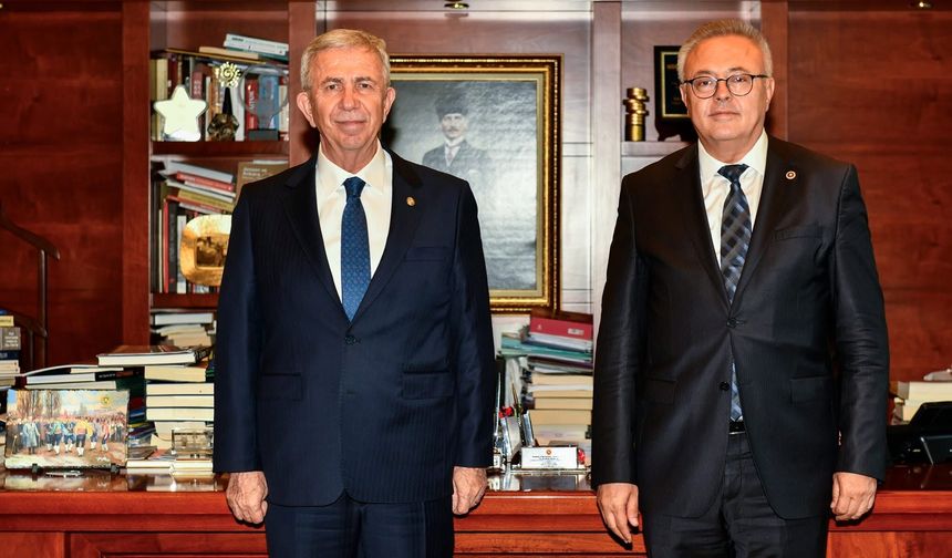 Uşak Milletvekili Karaoba: Mansur Bey CHP'den aday olmasaydı seçilebilir miydi?