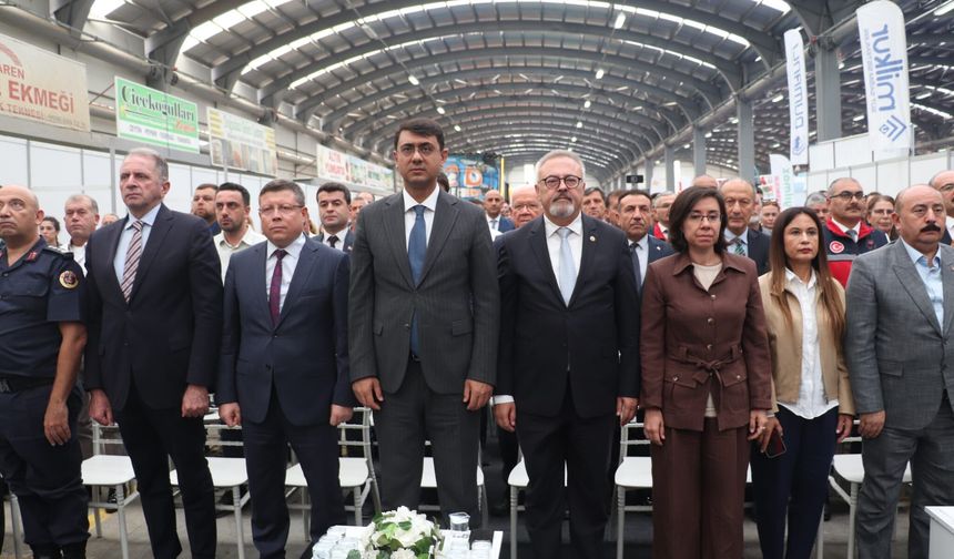 Uşak'taki fuarda yine atışma! Özkan Yalım'ın suya yaptığı zamlar hala unutulmadı!