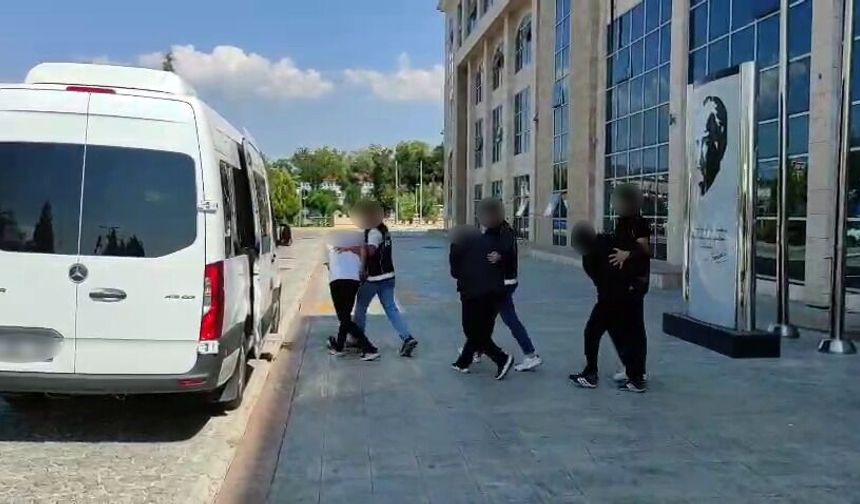 Uşak'ta zehir tacirleriyle mücadele sürüyor! Ağustosun ikinci yarısında 17 kişi tutuklandı!