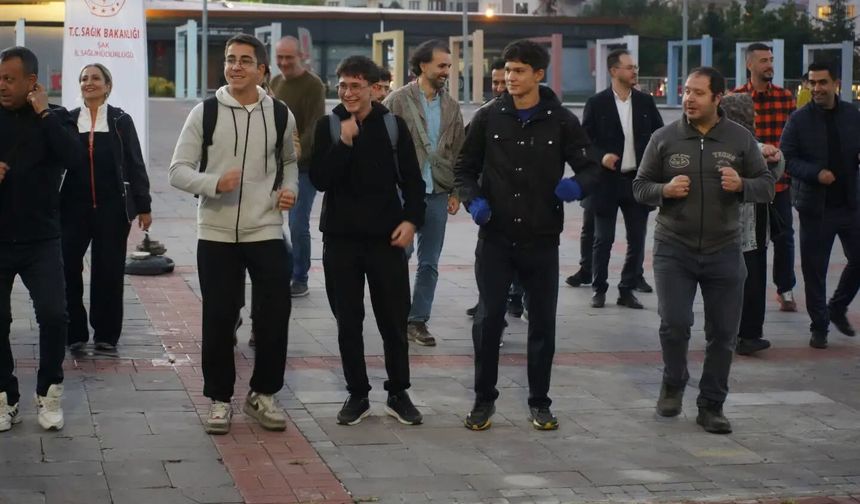 Uşak'taki parklarda 1 hafta boyunca 15 dakikalık sportif aktiviteler yapılacak