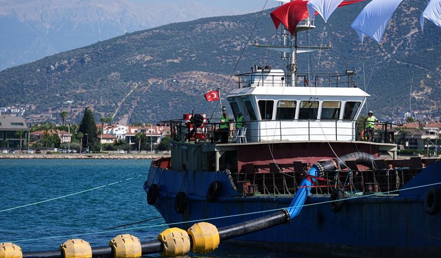 Tekneler çapa atmadan istasyonlarına güvenli şekilde bağlanıyor