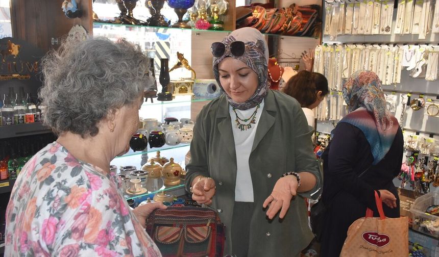 Afyonlu Melek Koçer, 2021'de başladığı ticaret hayatında 3'üncü yerini açtı