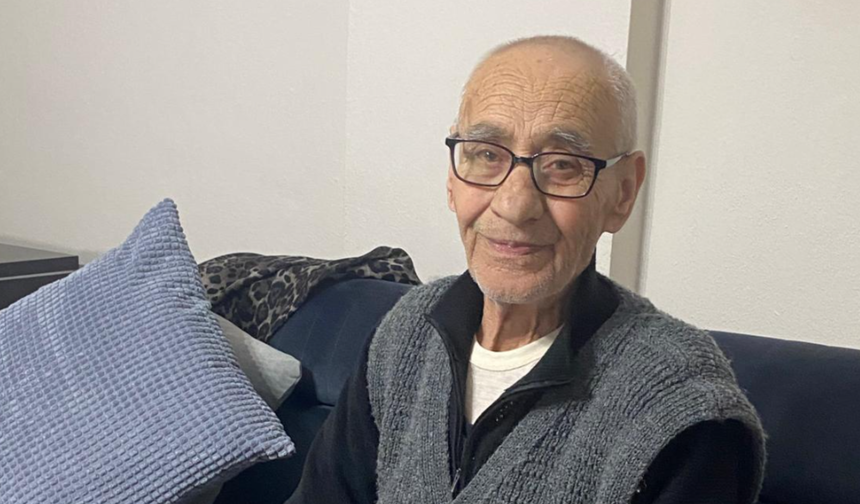 Uşak eski garajda oto lastik işi yapan Hüseyin Badak vefat etti