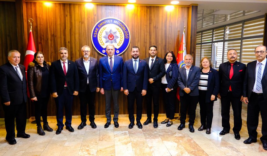 CHP Uşak İl Teşkilatı, İl Emniyet Müdürü ve Jandarma Komutanını ziyaret etti