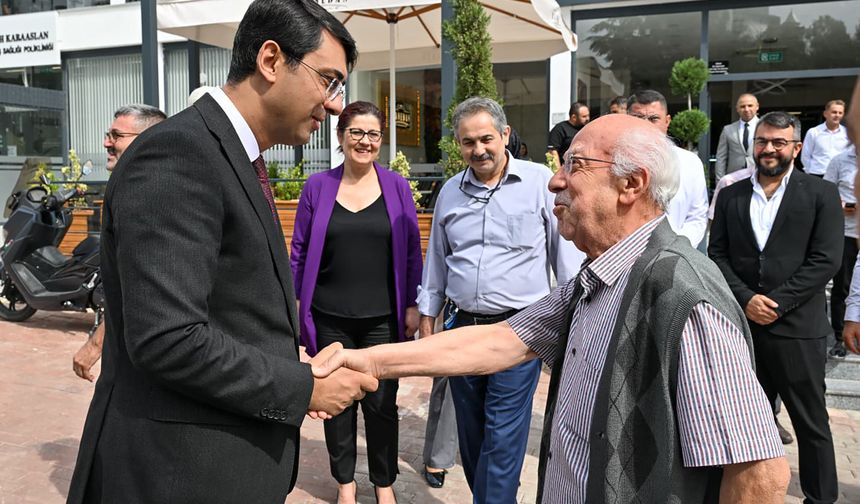 Uşak Valisi Kartal, mahalle muhtarlarıyla buluştu
