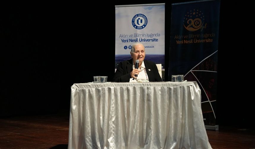Timsal Karabekir, Uşak Üniversitesi öğrencileriyle buluştu