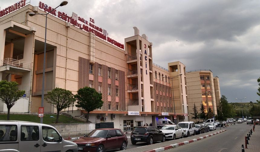 Uşak, Banaz, Eşme ve Karahallı'ya 13 yeni uzman hekim daha geliyor