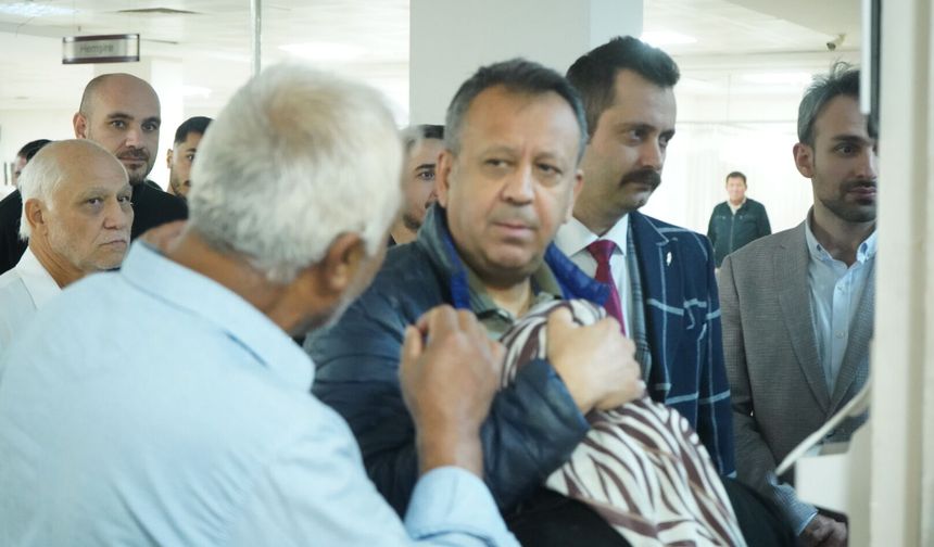 Uşak'ta yoğunluğun olduğu acil servisi en kalabalık saatlerde denetlediler