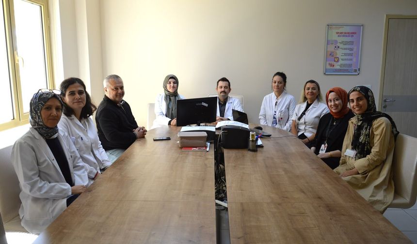Başhekim Saka, Uşak'ta görev yapan odyologlarla buluştu