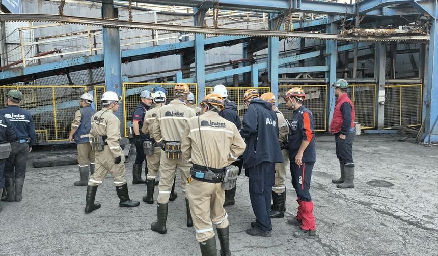 Soma'daki maden ocağındaki göçükte 5 madenci hayatını kaybetti