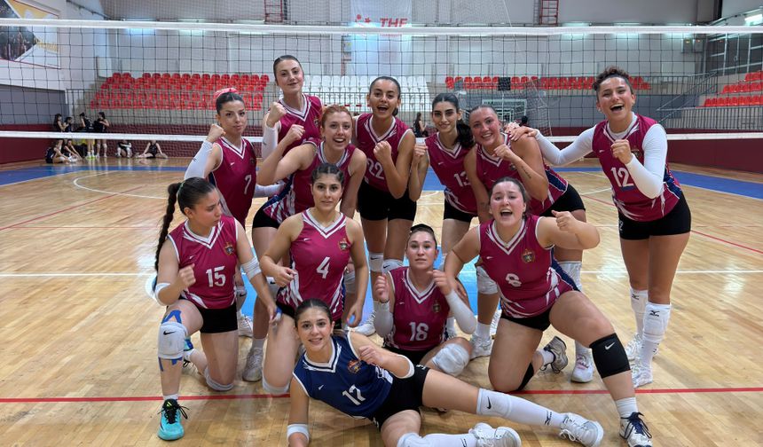 Uşak'ın Sultanları, Kalfa'da konuk ettiği Akhisar'ı farklı yendi
