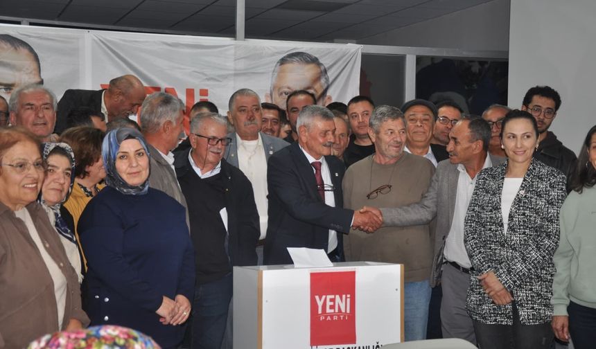 Yeni Parti Selendi İlçe Başkanı Zeki Özkan, bugünkü kongrede göreve devam etmek için aday olacak