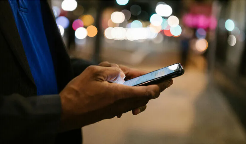 Manisa'da belediyeye ait otobüslerde bedava internet dönemi başladı
