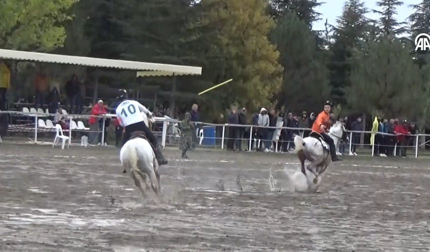 Uşak 1 Eylül Atlı Cirit, Kahramankazan'daki maçı yenip finale kaldı