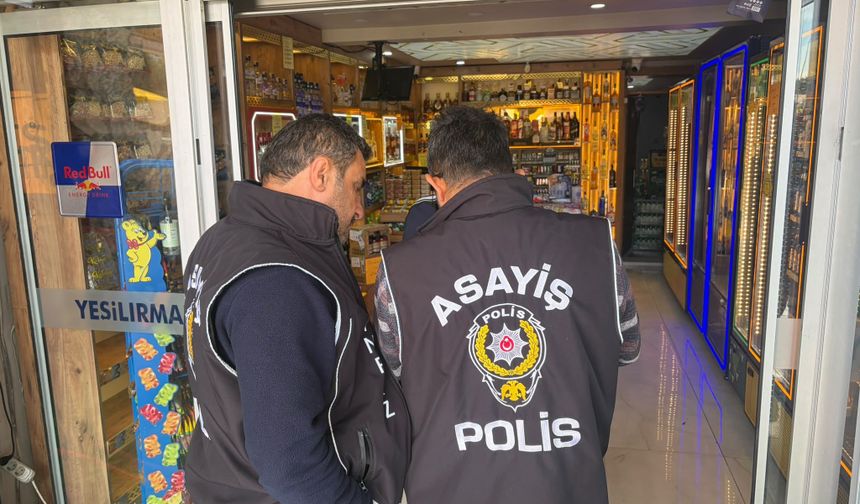 Uşak'taki okulların çevresindeki 5 bin 242 kişi, GBT kapsamında sorgulandı