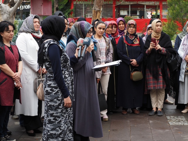 Tarih, Diyarbakır’daki anneleri ve teröre meydan okuyan direnişlerini saygı ile yazacaktır.