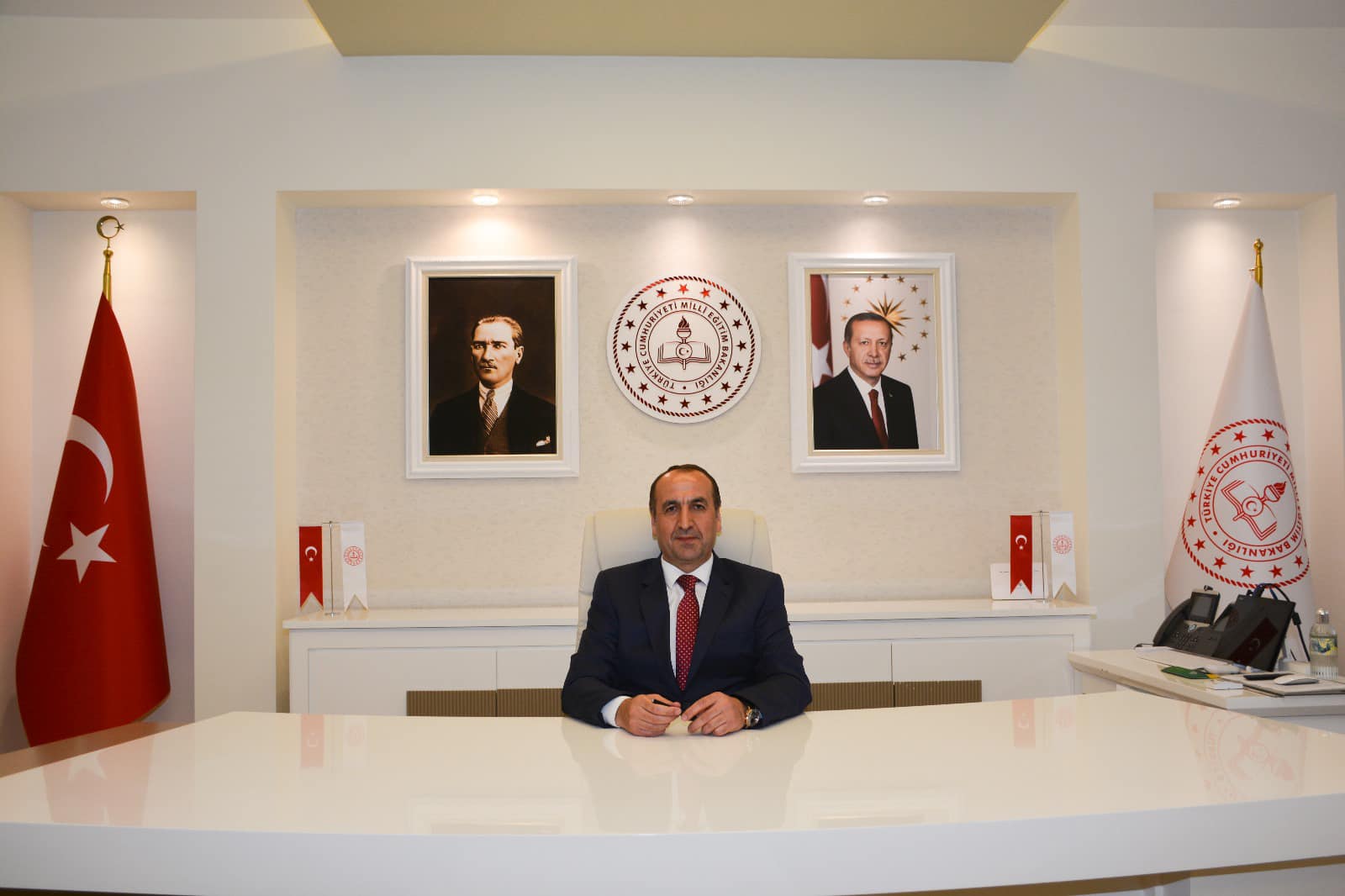 milli eğitim müdürü