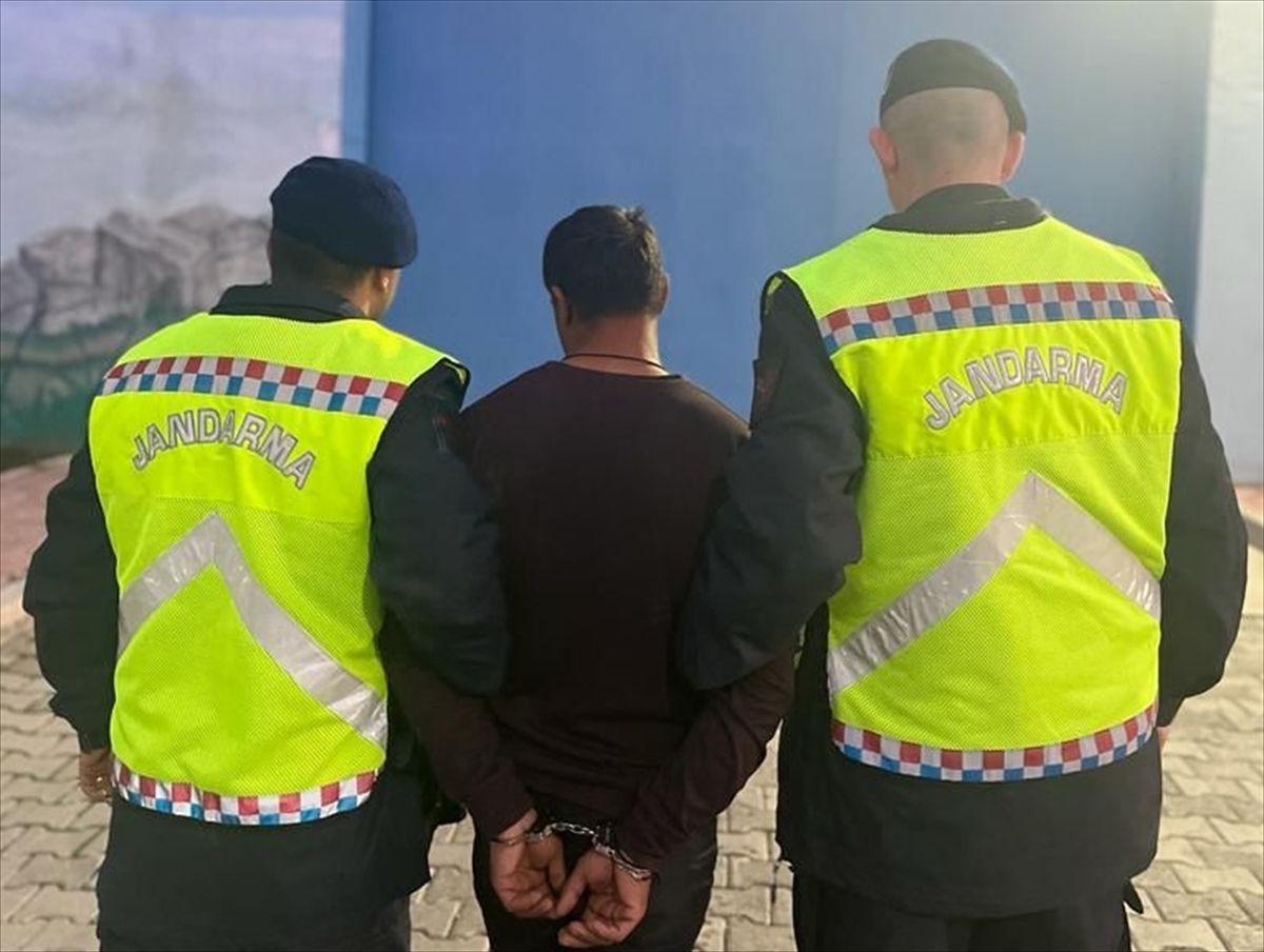 81 ilde aranan ve hapis cezası olan şahısların yakalanmasına yönelik uygulama yapıldı