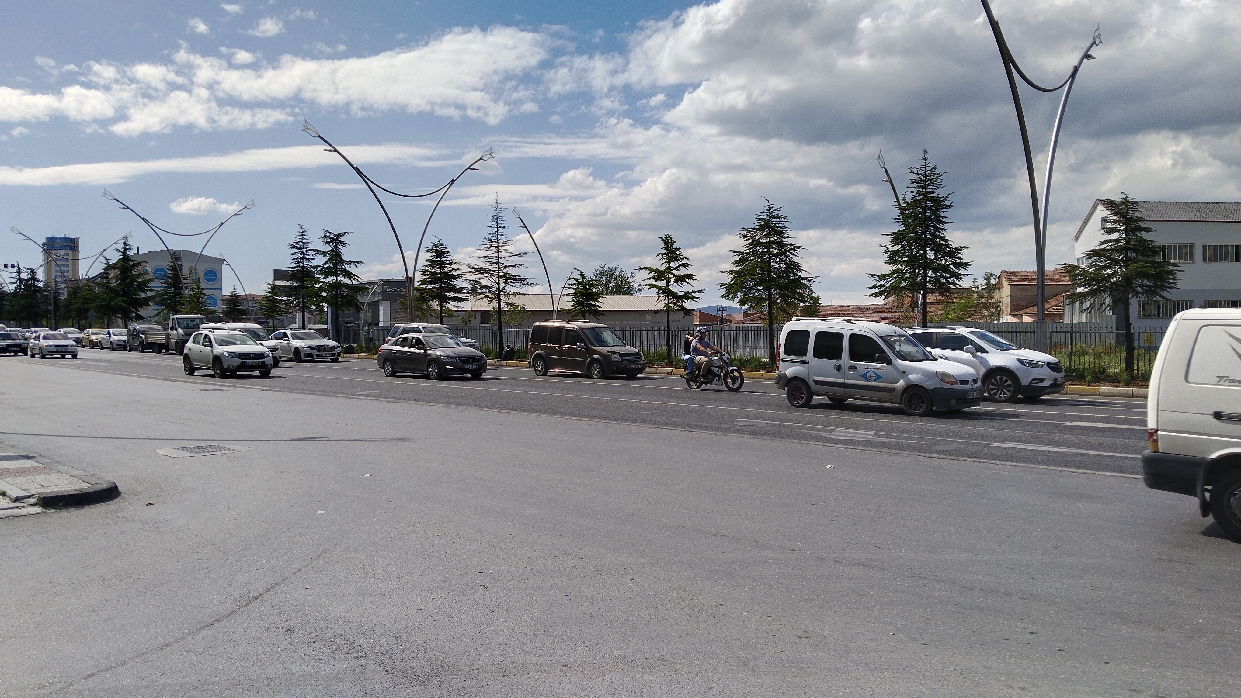 Ramada Kavşak Trafi̇k (3)