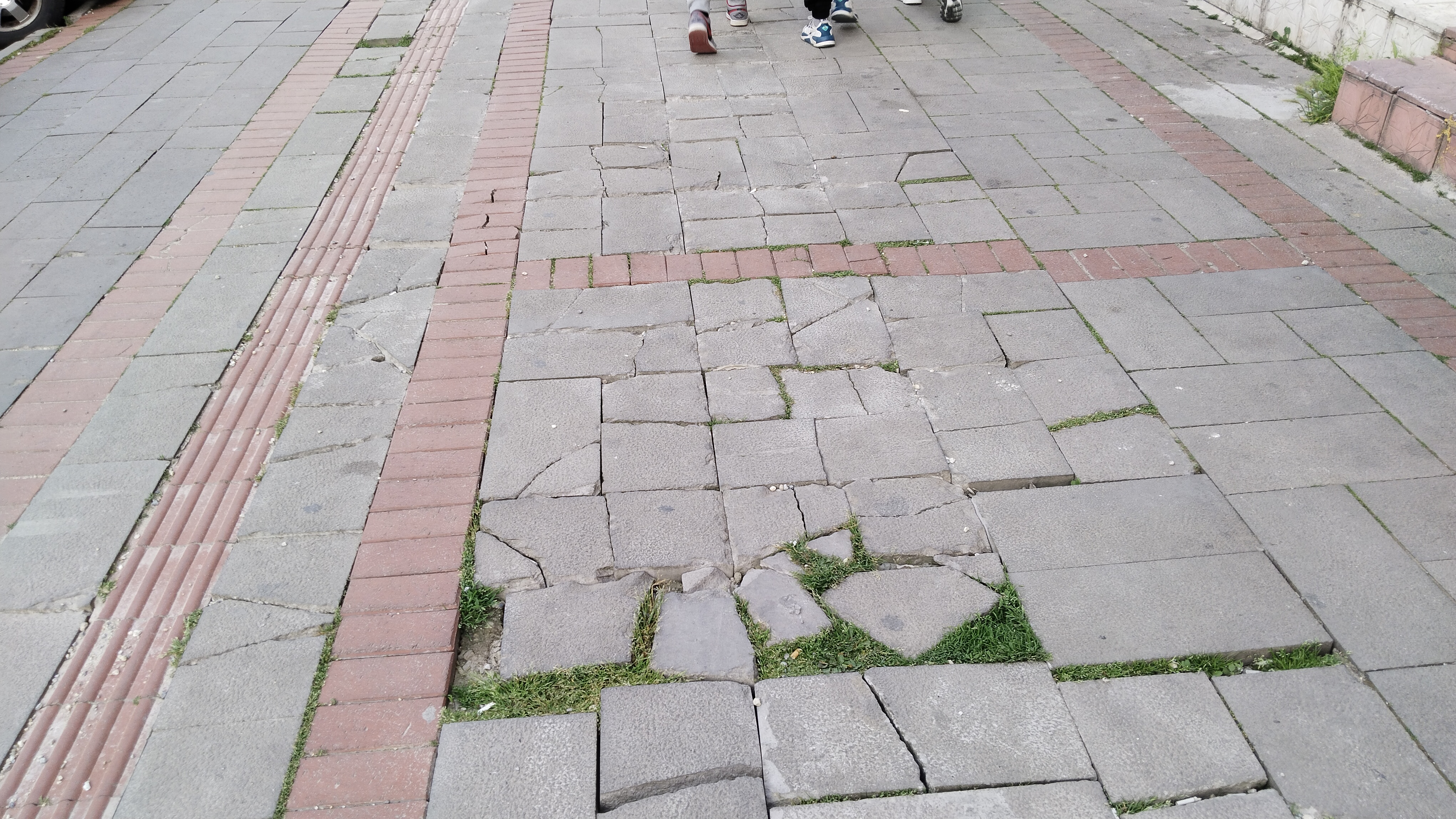 Şeref Caddesi Kaldırım (16)