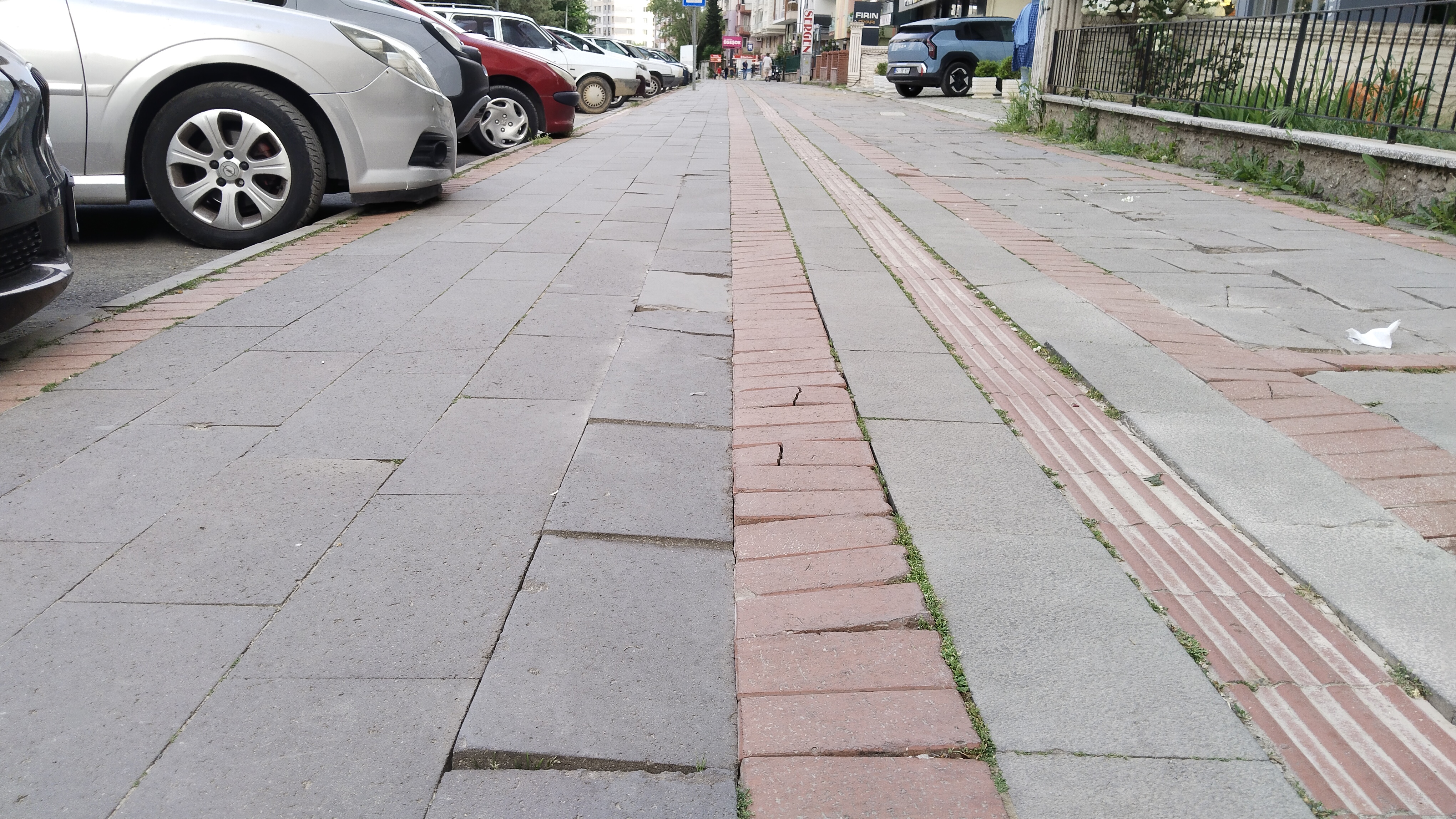 Şeref Caddesi Kaldırım (9)