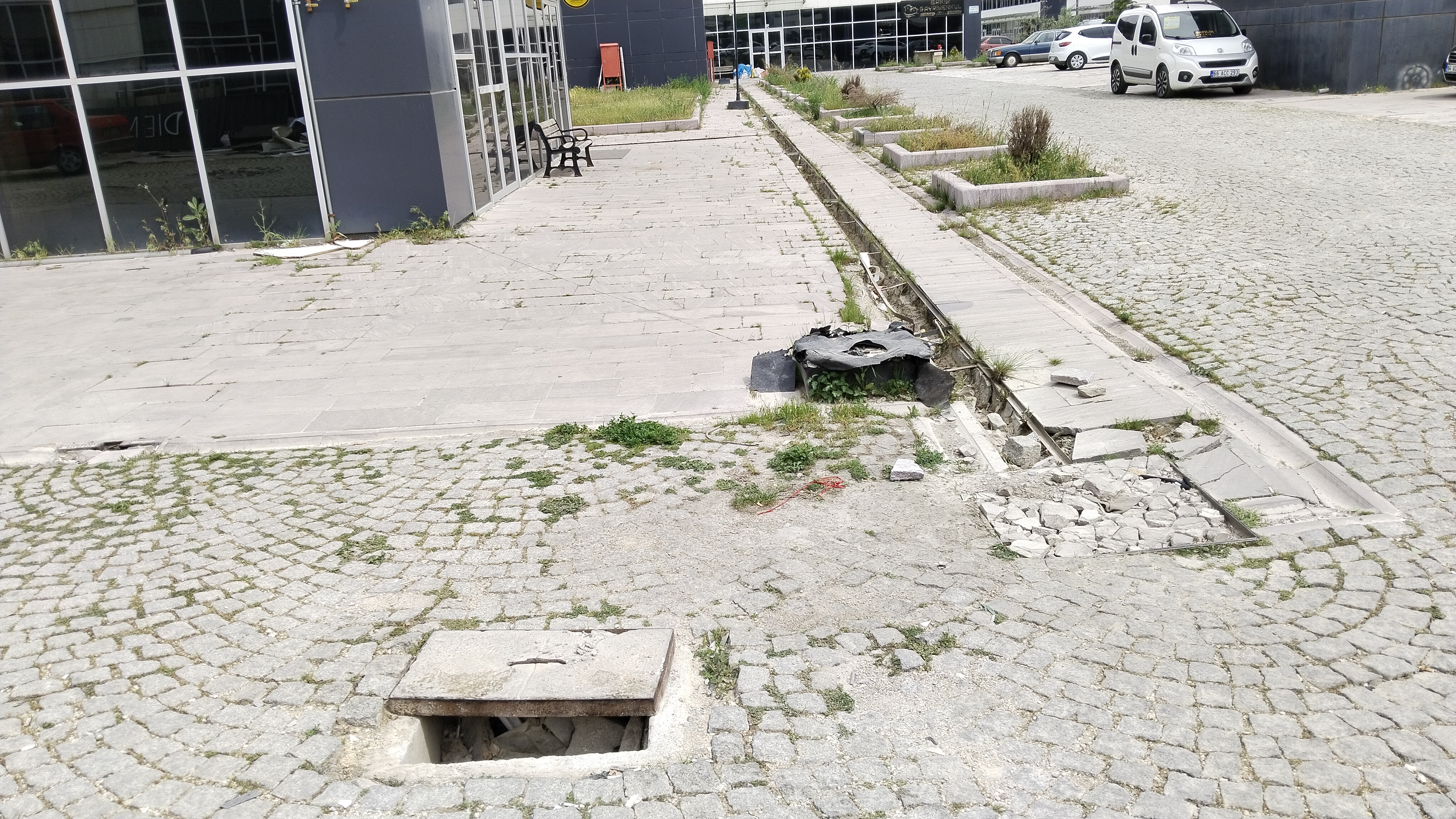 Uşak Kentsel Dönüşüm Taşlar (10)