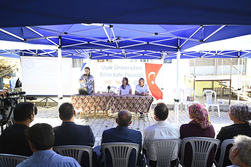 Bi̇li̇m Kafe (1)