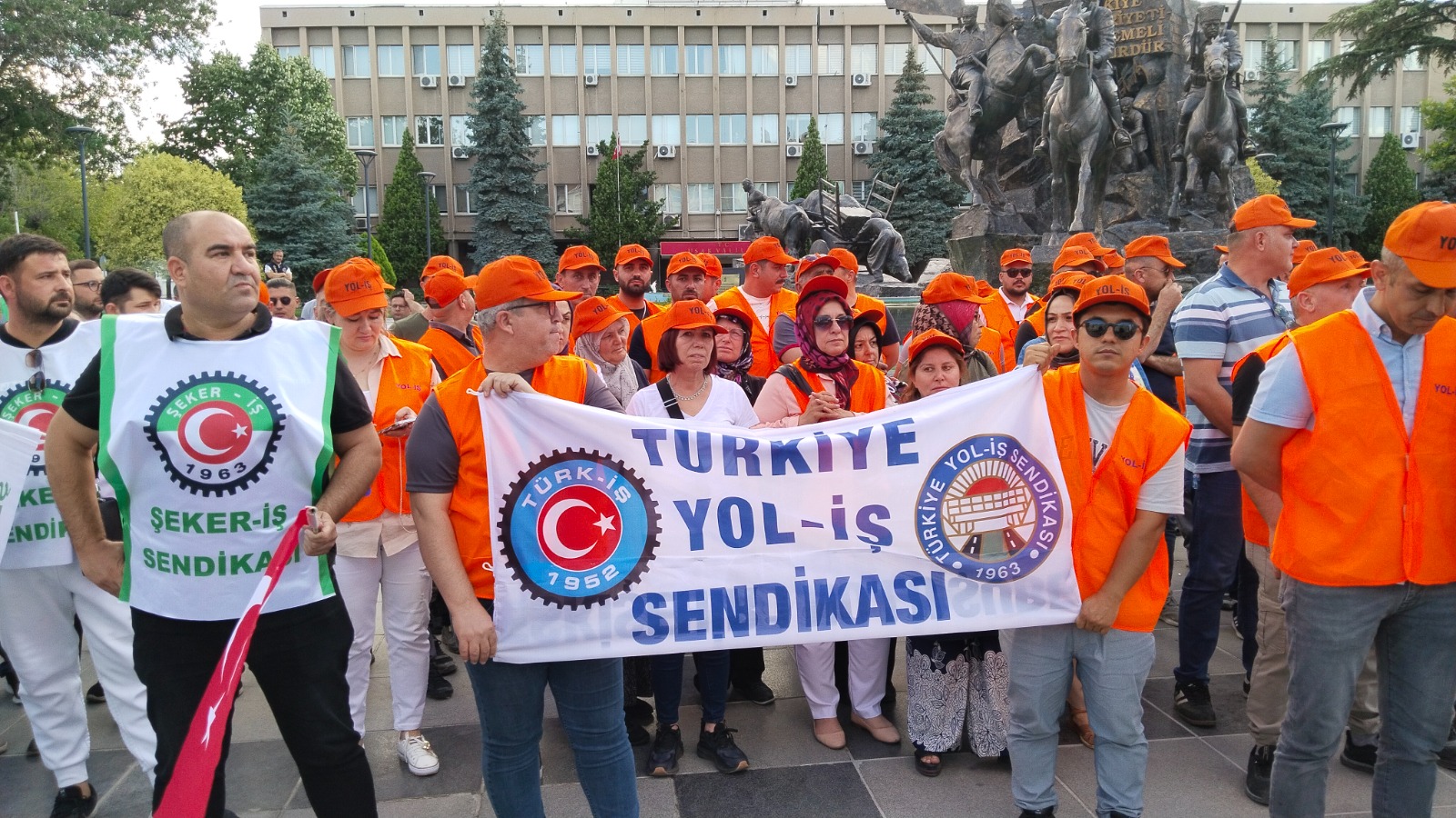 Işçiler Eylem1