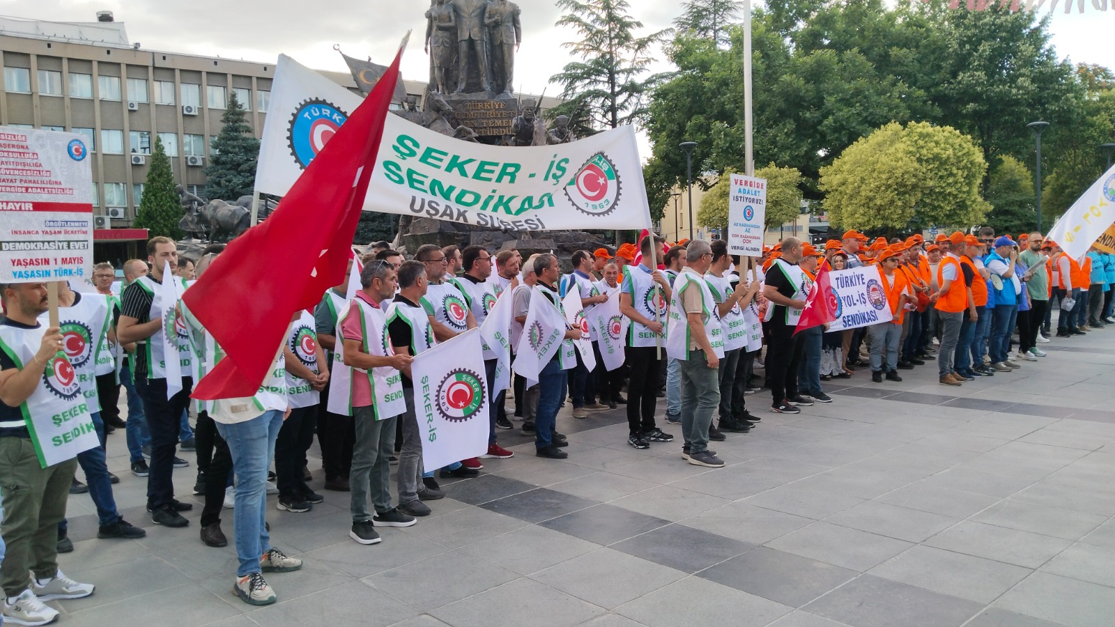 Işçiler Eylem3