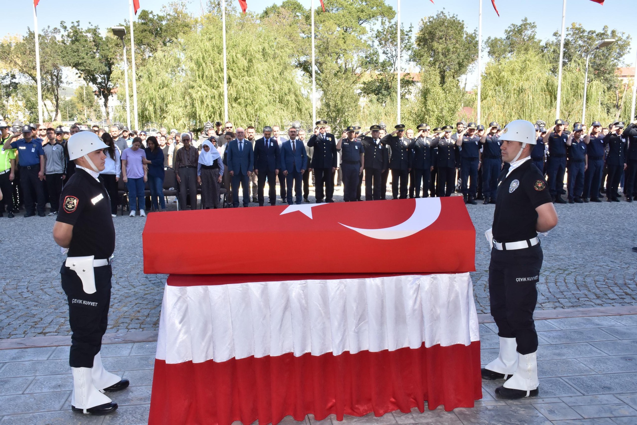 Uşak Emniyet2