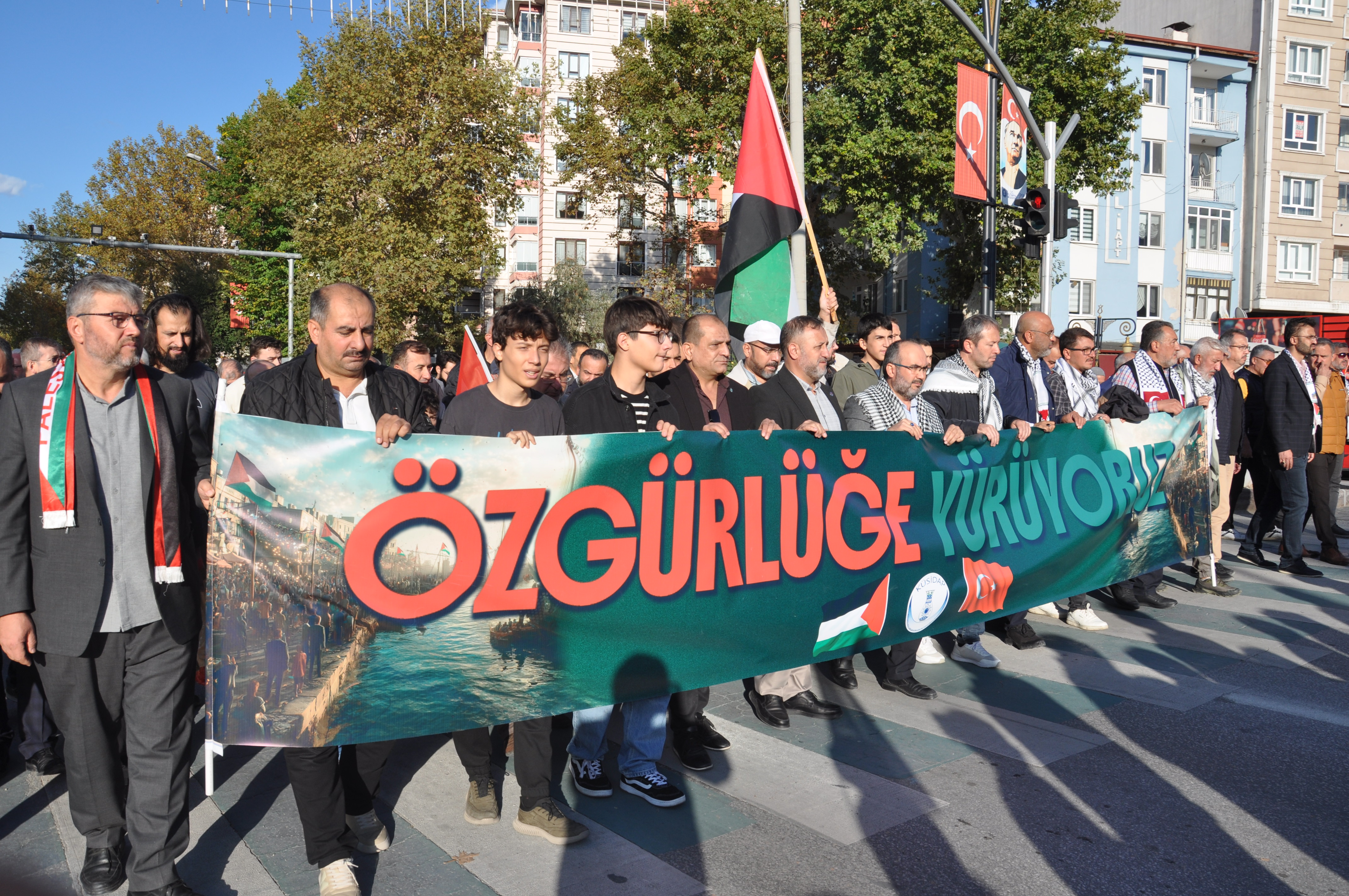 A A 20251004 39313217 39313210 B U R S A V E K U T A H Y A D A I S R A I L I N K U R E S E L S U M U D F I L O S U N A S A L D I R I L A R I P R O T E S T O E D I L D I